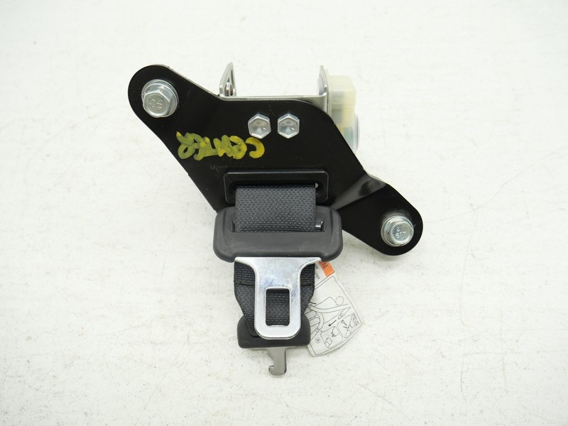 Used Rear Center Passenger 3rd Row Seat Belt 2004-2015 Nissan Armada OEM