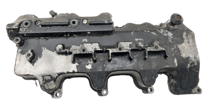 1998-2001 Mercedes CLK320 Passenger Valve Cover OEM