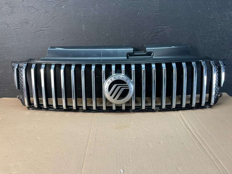 2005 to 2007 Mercury Mariner Front Upper Grill Grille Aftermarket AD8380 DG