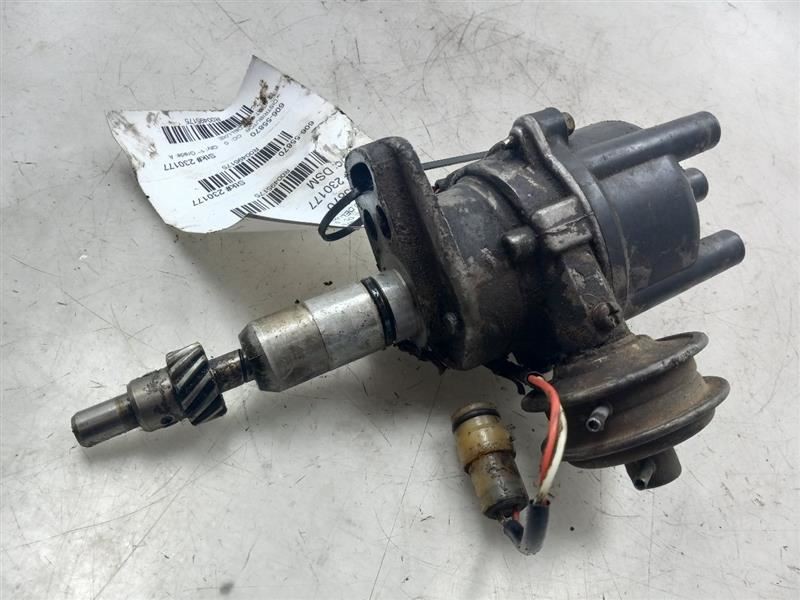 82-83 TOYOTA CELICA DELUXE 2.4L 4WD MT IGNITION DISTRIBUTOR