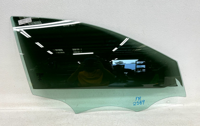 ⭐2017-2019 INFINITI QX30 FRONT RIGHT PASS SIDE DOOR WINDOW GLASS OEM LOT2589