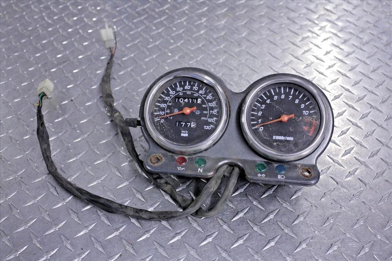 2007 SUZUKI GS 500 GAUGE CLUSTER SPEEDOMETER TACH INDICATOR LIGHTS OEM GS500 07