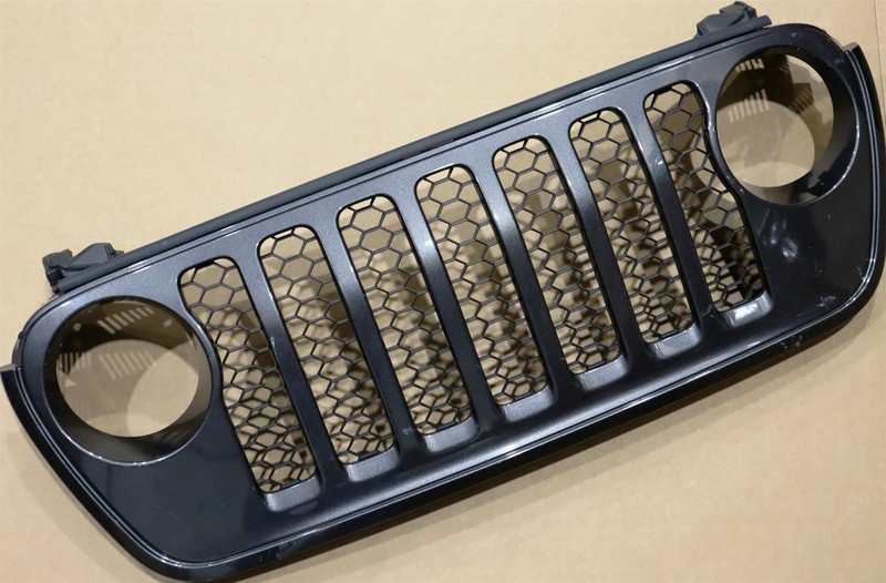 18-23 Wrangler JL Gladiator JT Front Grille 68457083AA Gray Jeep OEM Factory