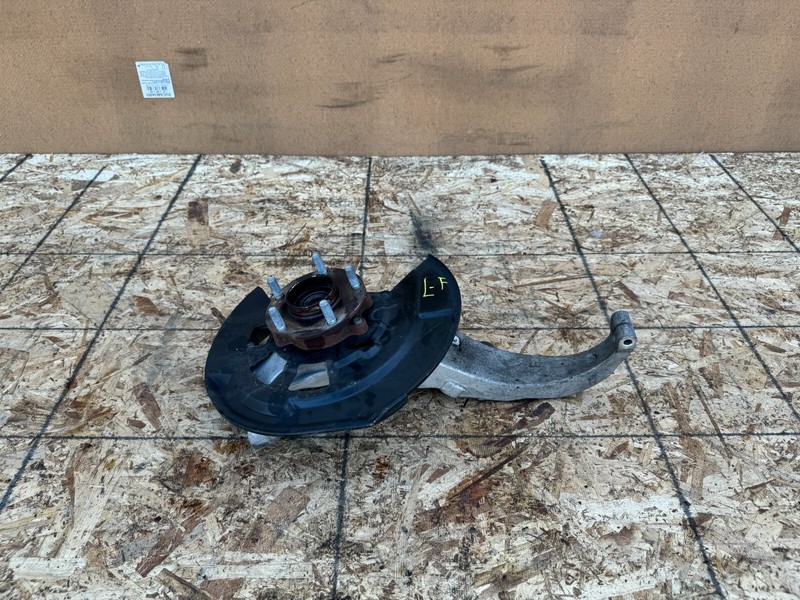 NISSAN 370Z G35 G37 2007-2021 OEM FRONT LEFT DRIVER SPINDLE KNUCKLE HUB RWD