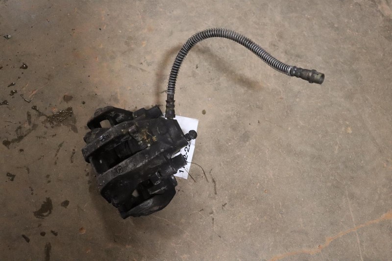 2004-2006 MERCEDES S-CLASS SL500 R230 REAR LEFT DRIVER SIDE BRAKE CALIPER OEM