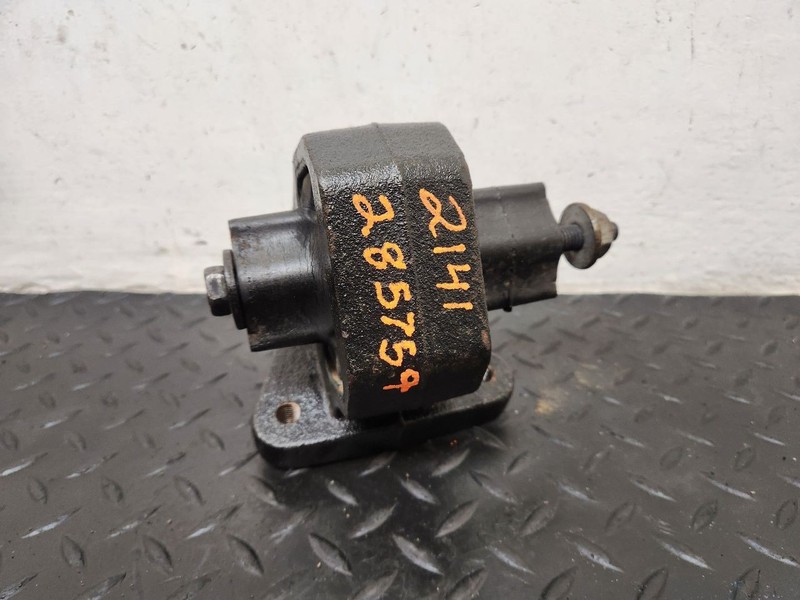 04-06 Dodge Durango 4x4 4.7L V8 Left Driver Engine Mount OEM 52021615AA