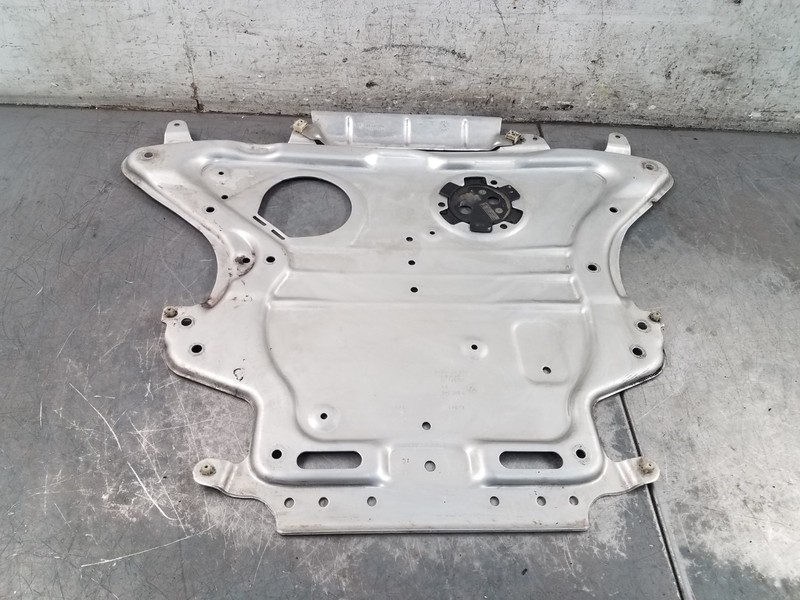 2019 BMW M5 Comp F90 Center Under Cover Skid Plate #8437 V9