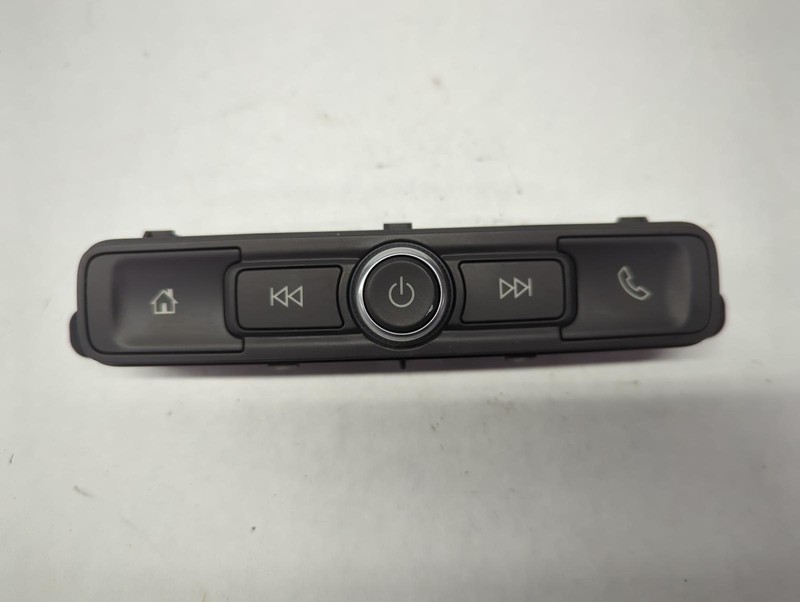 2021 CHEVROLET SILVERADO 1500 radio control panel 84799539 OEM 21