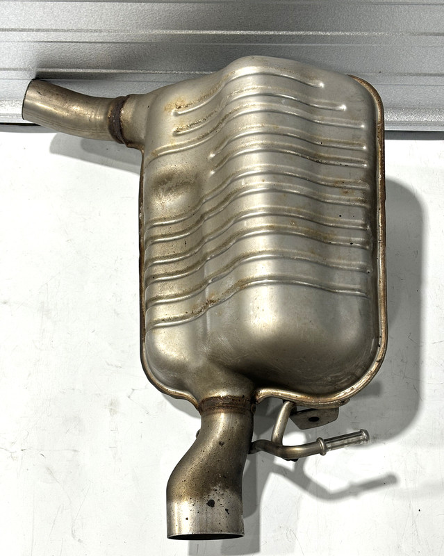 ✅10-13 Mercedes-Benz E350 W212 EXHAUST MUFFLER CUT REAR RIGHT PASSENGER OEM 73K