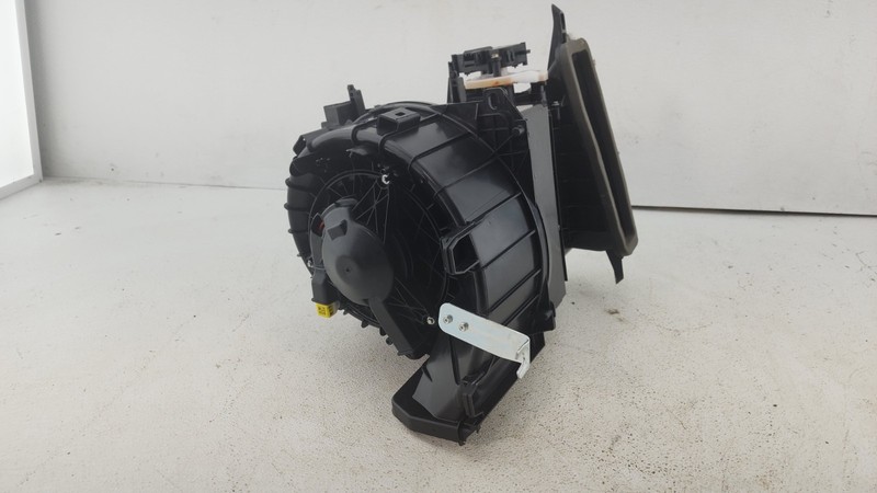2023 Honda RIDGELINE HVAC AC Heater Blower Motor Housing Box OEM