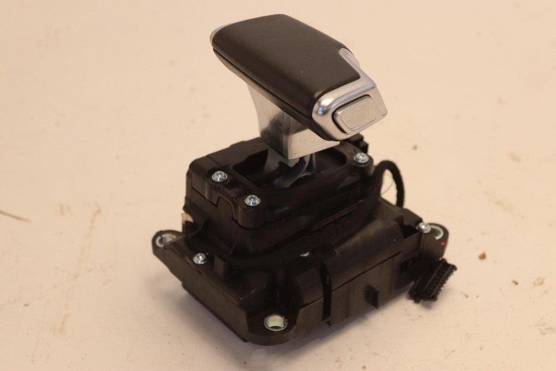 2020-2023 AUDI Q7 AUTOMATIC TRANSMISSION GEAR SHIFTER LEVER OEM