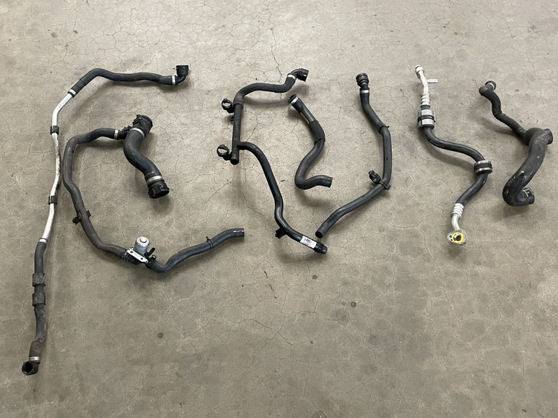 14 15 16 BMW F22 M235i 3.0L N55 Engine Oil Cooling Hose Pipe Line Set OEM 1449
