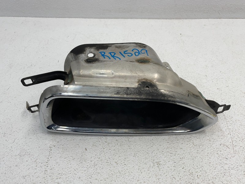 2016-2019 BMW 750i G12 Rear Right Exhaust Muffler Tip 4.4L 1529 OEM