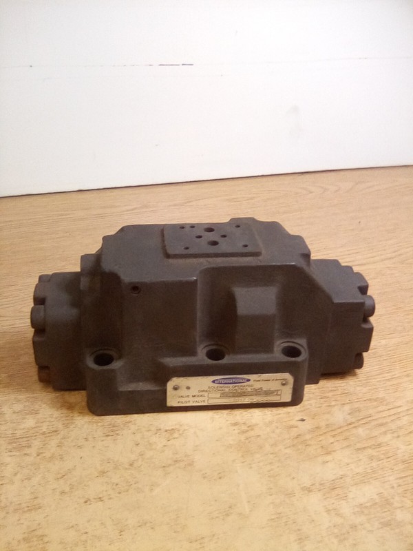International DG08-6A-E-T Solenoid Directional Valve