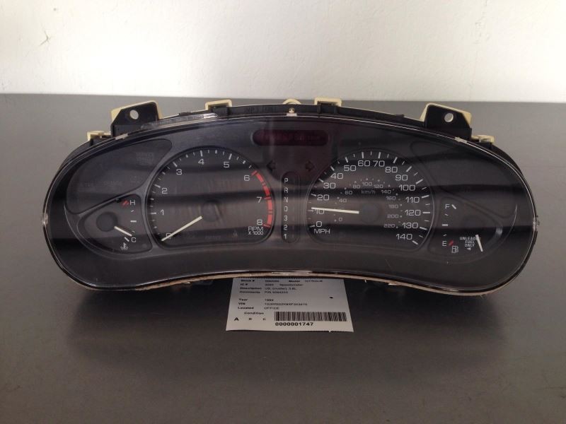 Speedometer Instrument Cluster US 3.8L Fits 1998-1999 Oldsmobile Intrigue 4655