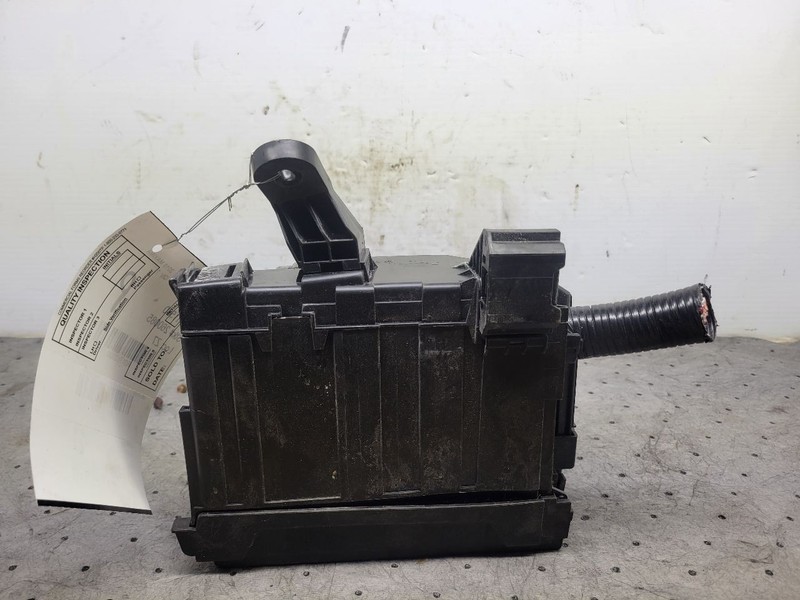 Fuse Junction Box Engine VIN A 4th Digit VQ35DE Fits 16-23 MAXIMA 1762320