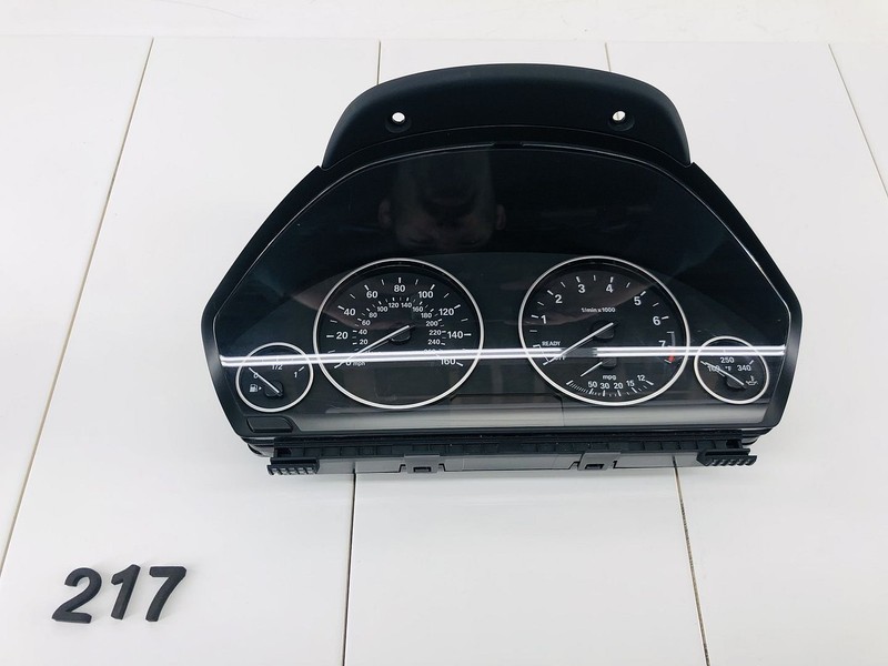 13-14 BMW 320I F30 2.0L N20 FRONT DASHBOARD INSTREUMENT CLUSTER SPEEDOMETER OEM