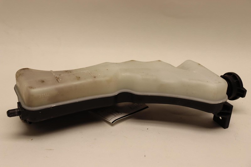 2015-2016 HYUNDAI GENESIS G80 SEDAN 3.8L ENGINE COOLANT RESERVOIR TANK OEM