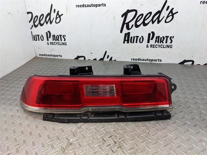 Driver Tail Light Halogen Headlamps Opt T4A Fits 14-15 CAMARO 1130080