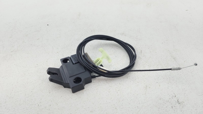 2016 TOYOTA CAMRY REAR TRUNK DECK LID LATCH LOCK ACTUATOR MOTOR & CABLE OEM