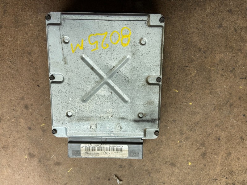 2004 Ford Van E250 4.6L Engine Control Module 4C2A-12A650-md M5244 DG