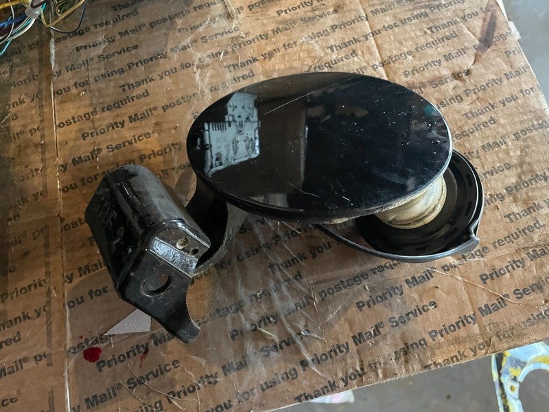12-15 KIA OPTIMA OEM FUEL FILLER TANK DOOR - BLACK