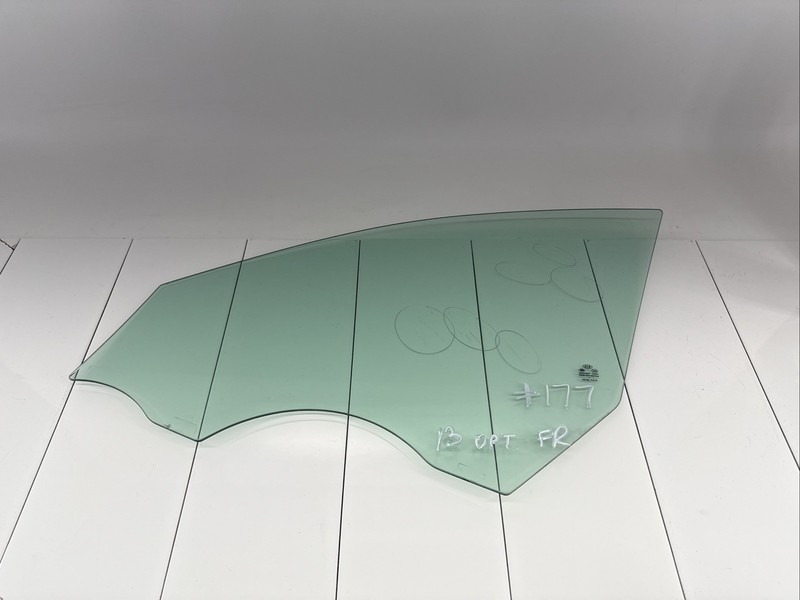 11-16 KIA OPTIMA FRONT RIGHT PASSENGER SIDE DOOR WINDOW GLASS OEM #177
