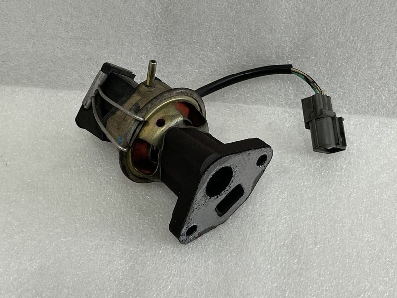 1990 1991 1992 1993 HONDA ACCORD LX SEDAN EGR VALVE 2.2L AUTOMATIC A/T