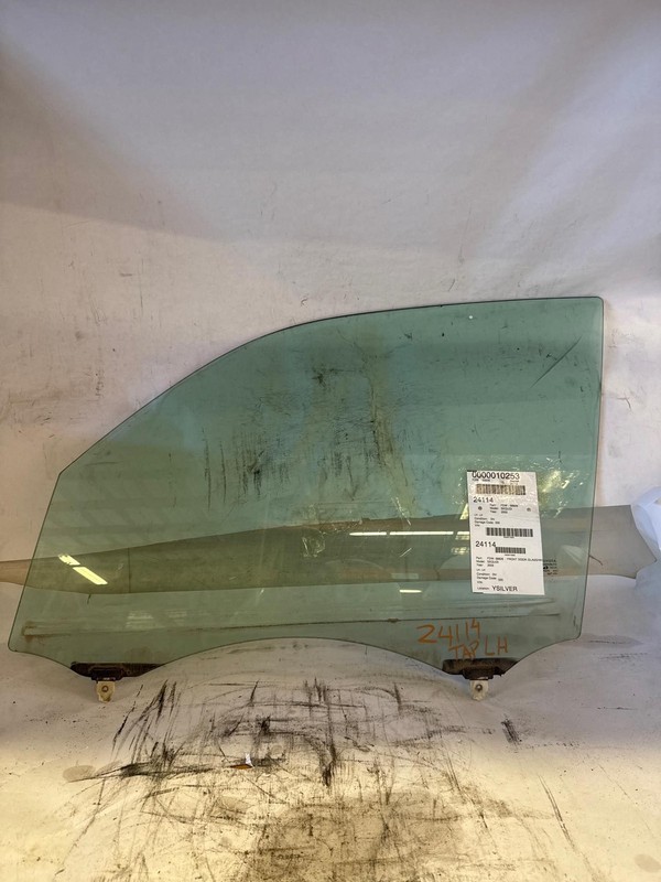 Front Door Glass/window TOYOTA SEQUOIA Left 01 02 03 04 05 06 07