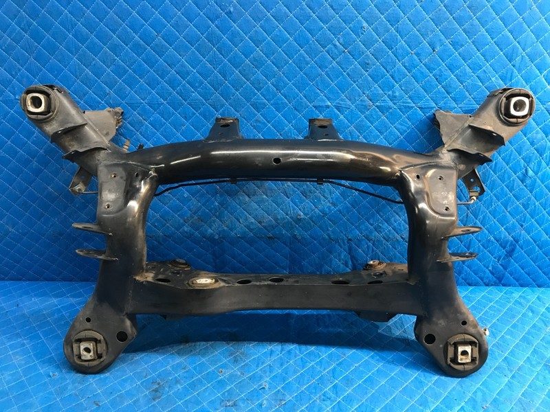 06-13 OEM BMW E92 E93 E88 335i Rear Subframe Crossmember Suspension Carrier 107k