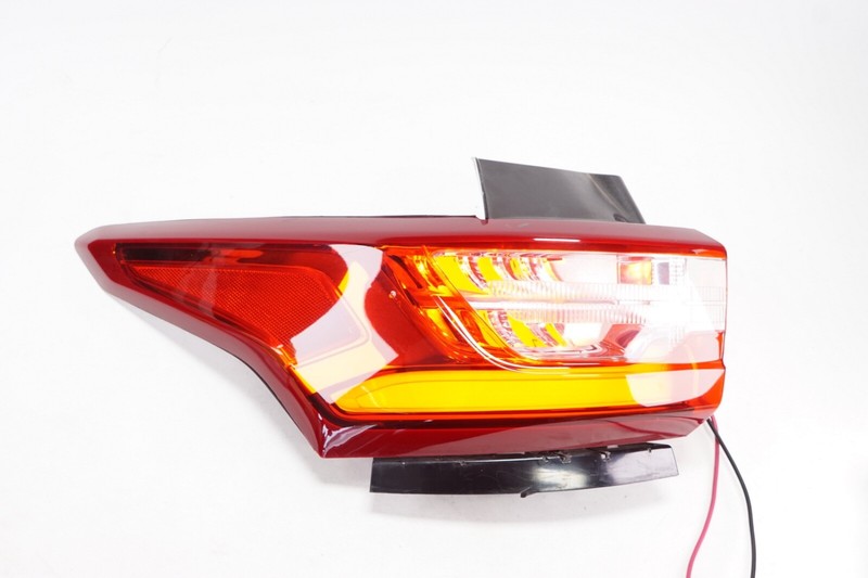 CHEVROLET TRAVERSE Left LH Tail Lamp Tail Light OEM 2018 - 2021