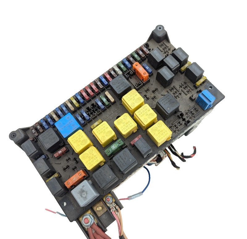 98-05 Mercedes W163 ML320 Fuse Box Relay Control Module 1635452632