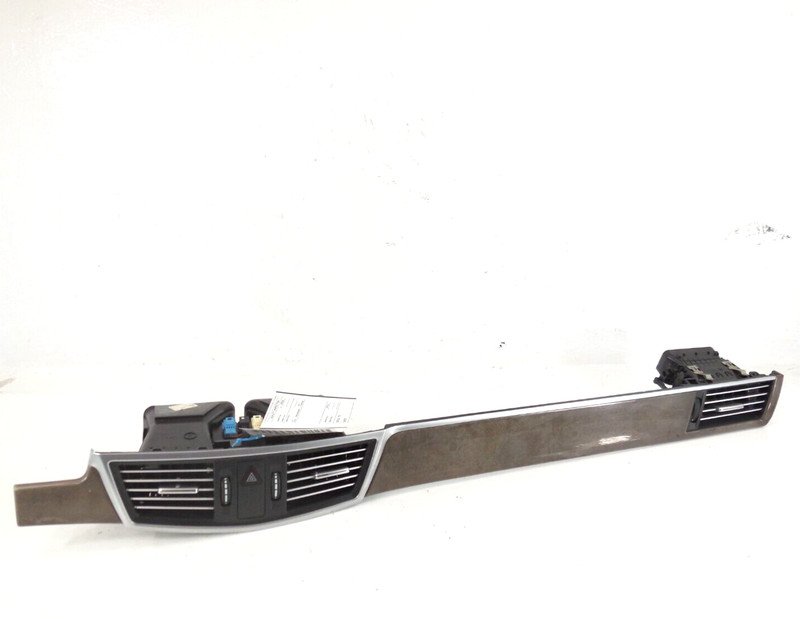 2011 11 Mercedes-Benz E350 Center Dashboard Dash Air Vent W/ Trim Bezel OEM