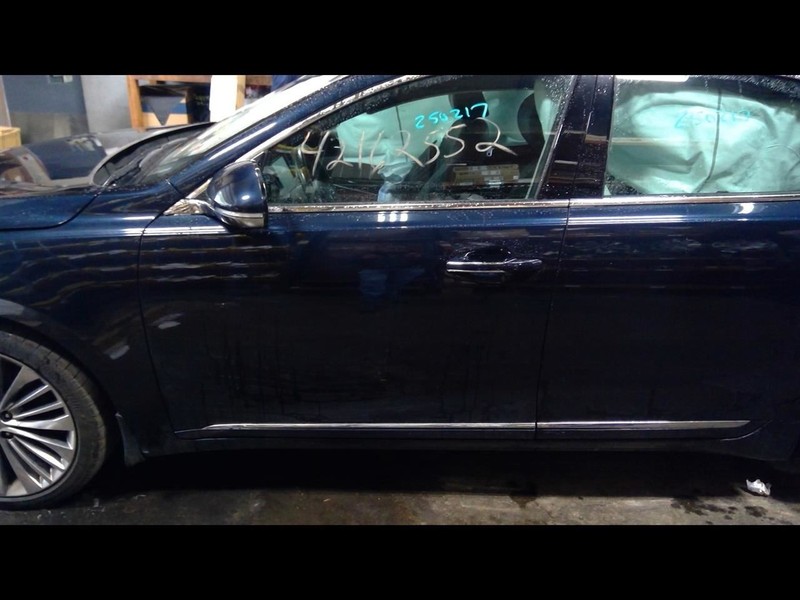 Driver Left Front Door Without Acoustic Glass Fits 17-19 CADENZA 1611006