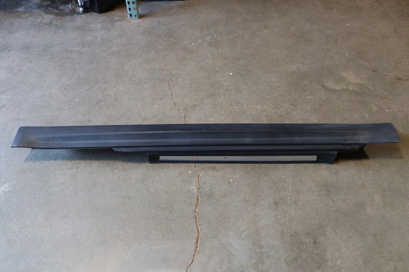 2008-2014 MINI COOPER CLUBMAN S LEFT DRIVER SIDE ROCKER PANEL MOLDING OEM
