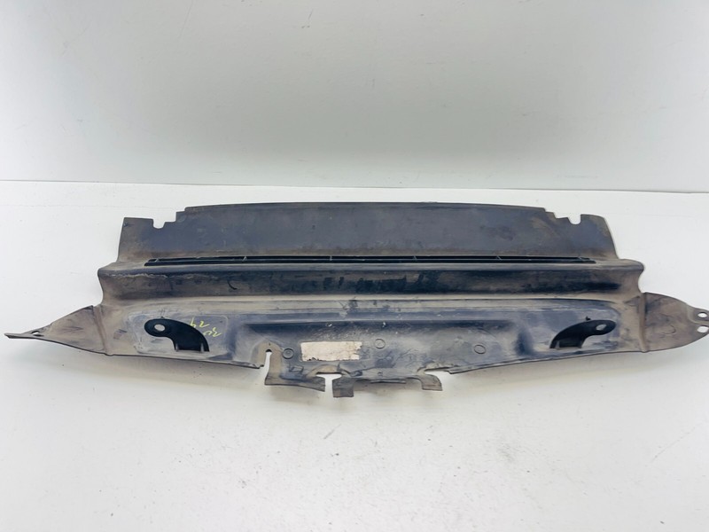 13-18 Cadillac ATS RADIATOR AIR SHROUD BAFFLE PLASTIC TRIM HOUSING OEM