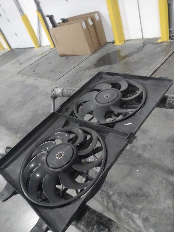 2006 Chrysler Sebring Engine Cooling Fan Motor OEM Blue Good Condition 75K Mi