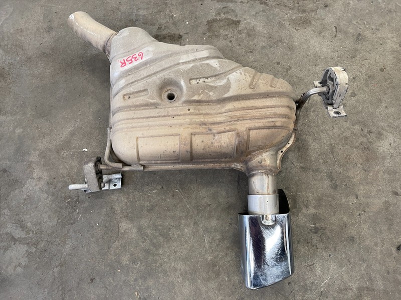 2007-2012 MERCEDES GL450 RIGHT PASSENGER EXHUAST MUFFLER OEM LOT635