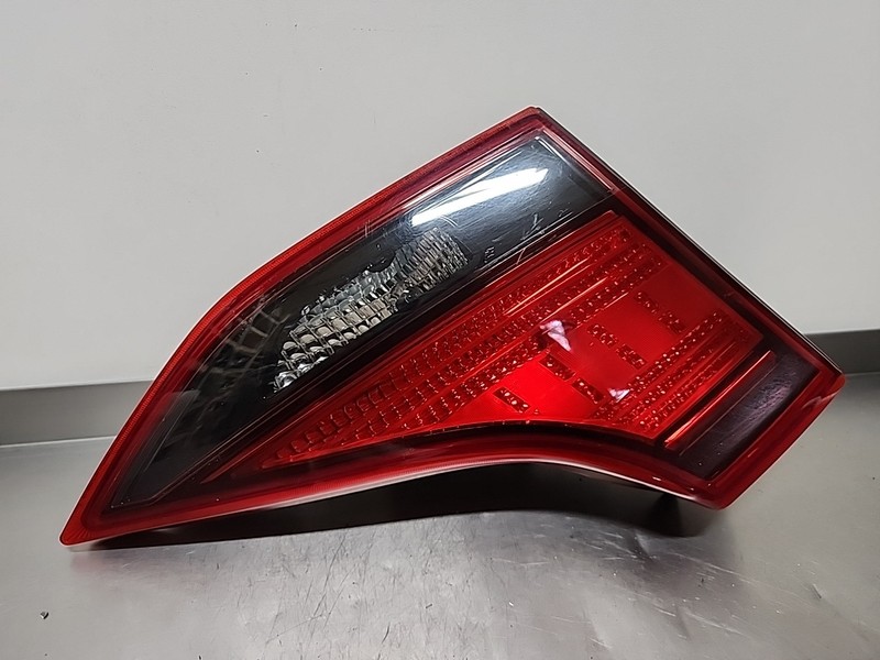 Hyundai Ioniq OEM Left Inner LED Tail Light 17 18 19 92403-G2150 Halogen LH