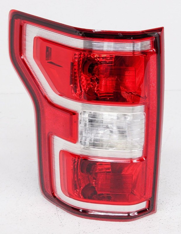 OEM Ford F150 Left Driver Side Halogen Tail Lamp JL3Z-13405-H Lens Crack