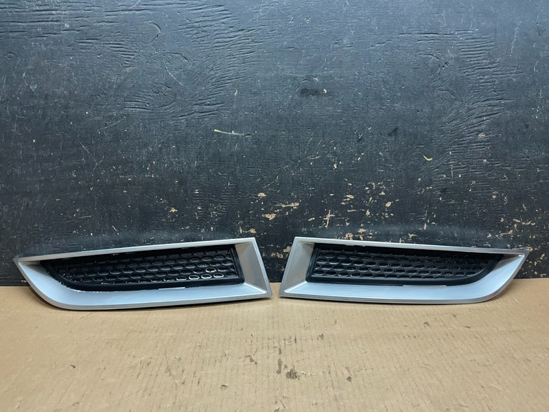 2013 2014 2015 GMC Acadia Front Left+Right Set Grille Bezel Bumper Oem AA2351 DG