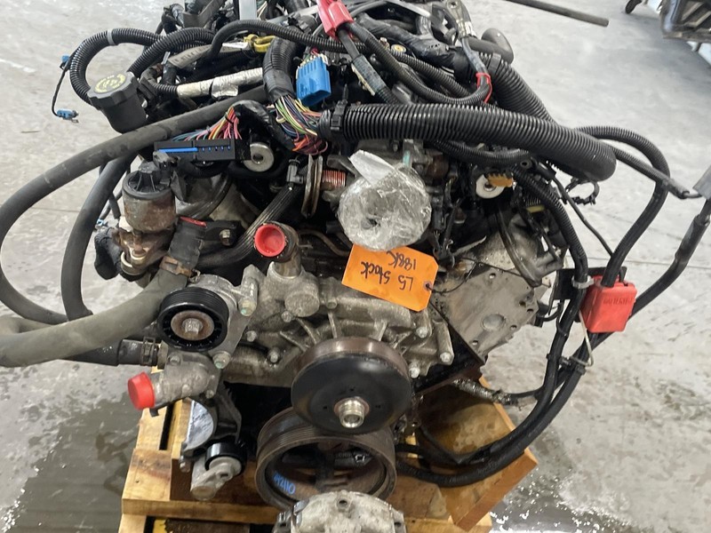 00 CHEVROLET SILVERADO 1500 Engine 5.3L 188k miles Runs Well 6 Month Wnty!
