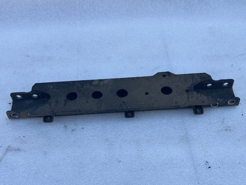 1999 2000 MITSUBISHI MONTERO SPORT FRAME BRACE BRACKET 3.0L 4x2