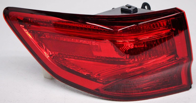 OEM Acura MDX Left Driver Side LED Tail Lamp 33550-TZ5-A02 Lens Chip
