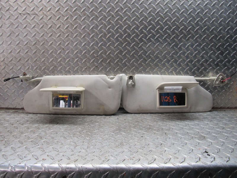 08 09 10 DODGE CHARGER RIGHT & LEFT SET PAIR SUN VISORS W/ILLUMINATION