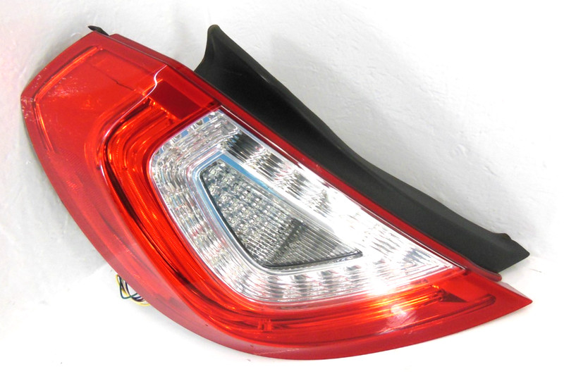 2013-2016 Lincoln MKS Tail Light Lamp Driver Left LH OEM DA53-13B505-AE