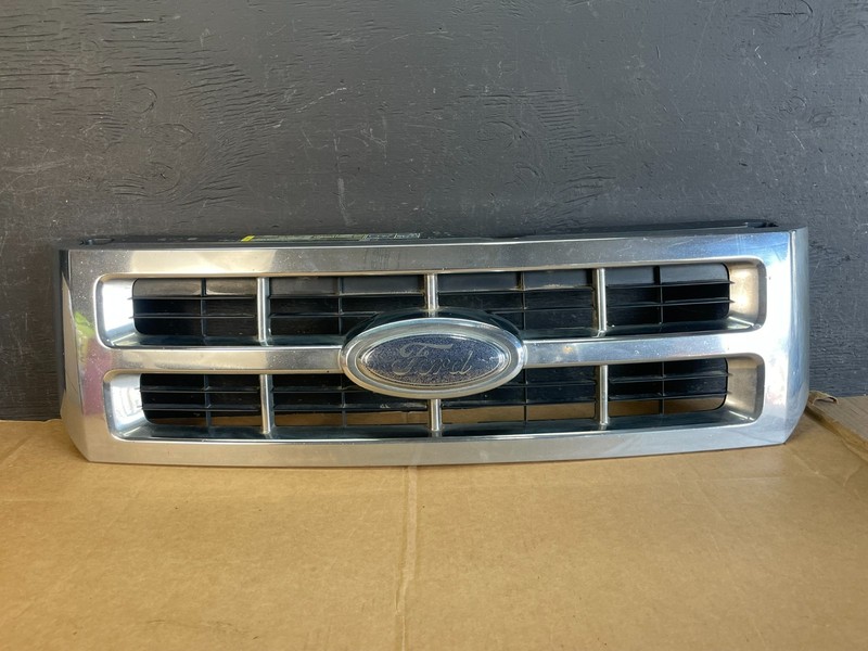 2008 to 2012 Ford Escape Front Upper Grill Grille Oem AE0816 DG