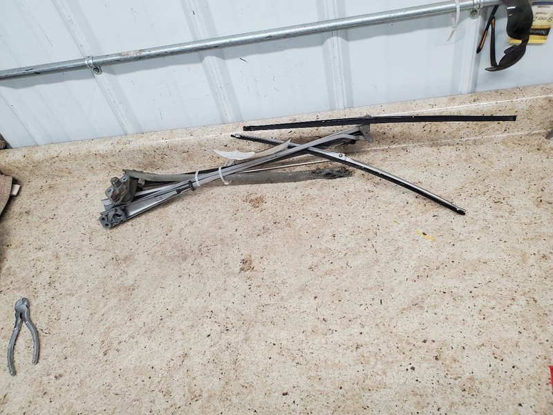 OLDS 98 1974 Wiper Arm 306916