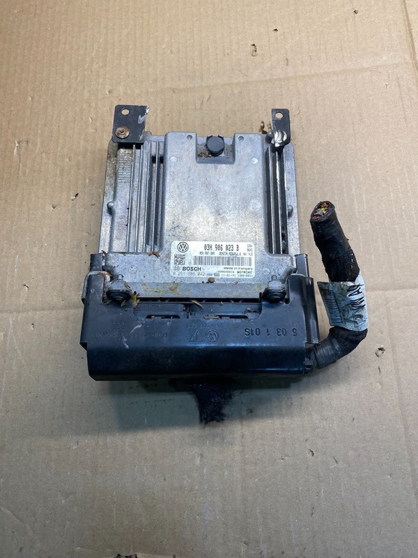 2011 2012 Volkswagen Touareg 3.6L ECM Engine Control Unit ECU OEM ab0531 DG