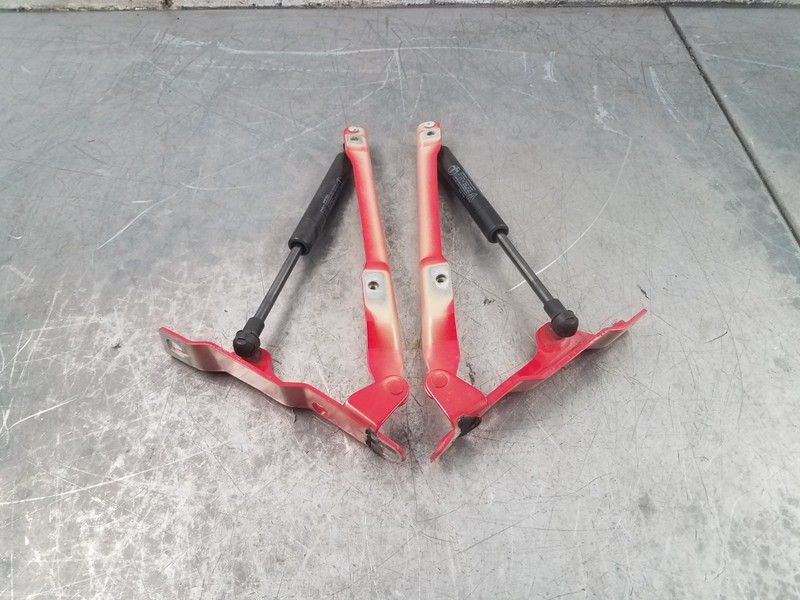 2008 Porsche Cayman S 987 Hood Hinges / Struts#2381 E1